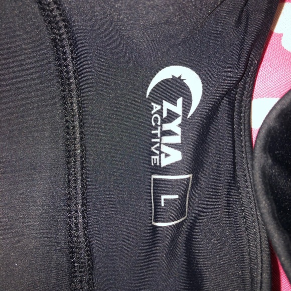 EUC Zyia Black Camo Reflective Brilliant Bra (L) - Picture 5 of 5